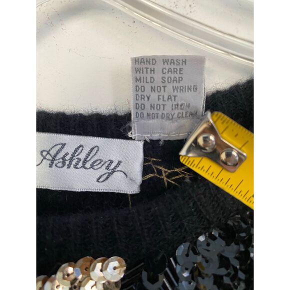 Vintage Jane Ashley Lambwool / Angora Sweater - Picture 6 of 9